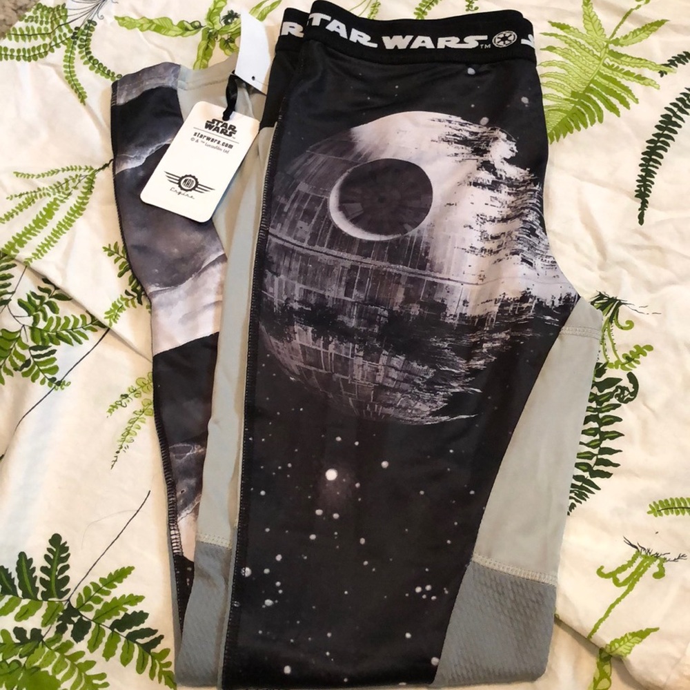 BNWT Disneyland Death Star Legging